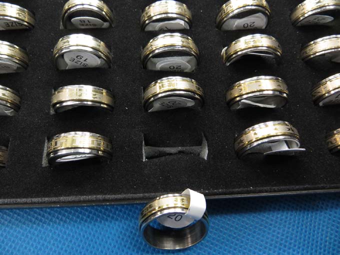 stainless-steel-rings-13