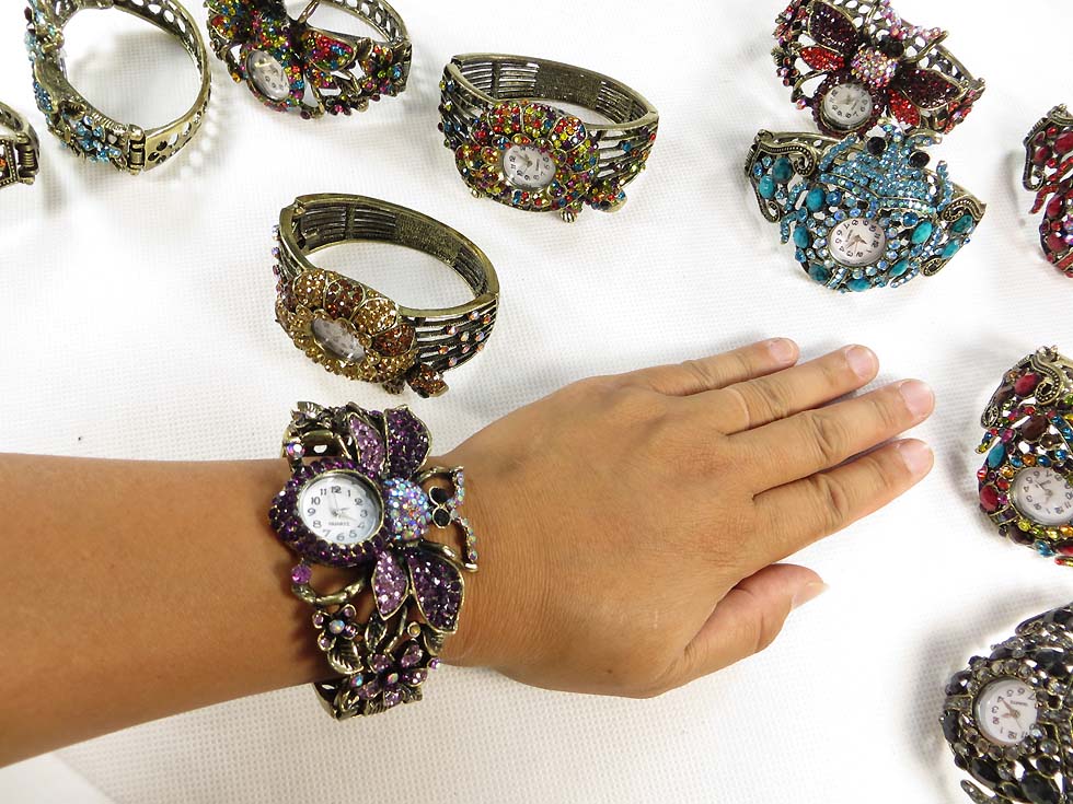 vintage-retro-watch-crystal-enamel-bangle-5j