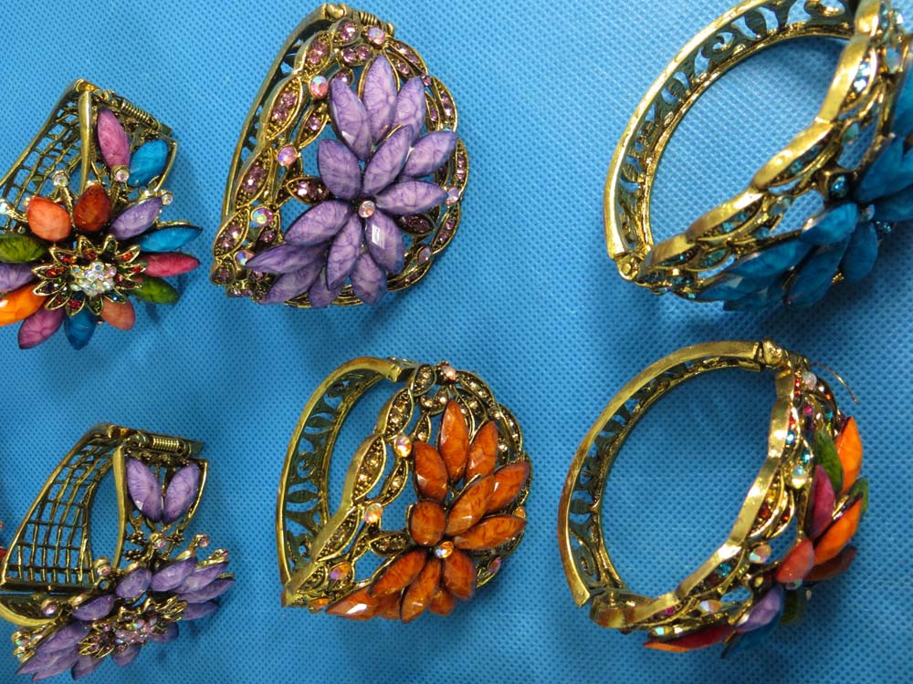 vintage-bangle-72h