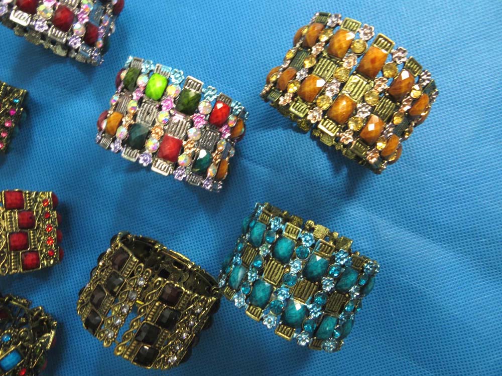 vintage-bangle-74f