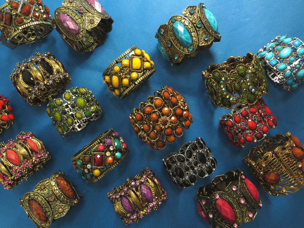 vintage-bangle-75b