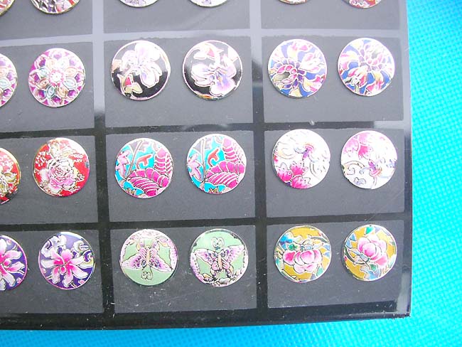 enamel-studs-earrings-1h