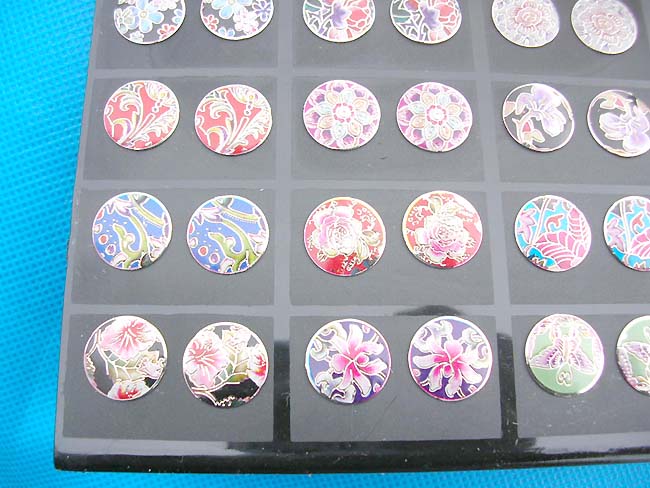 enamel-studs-earrings-1i