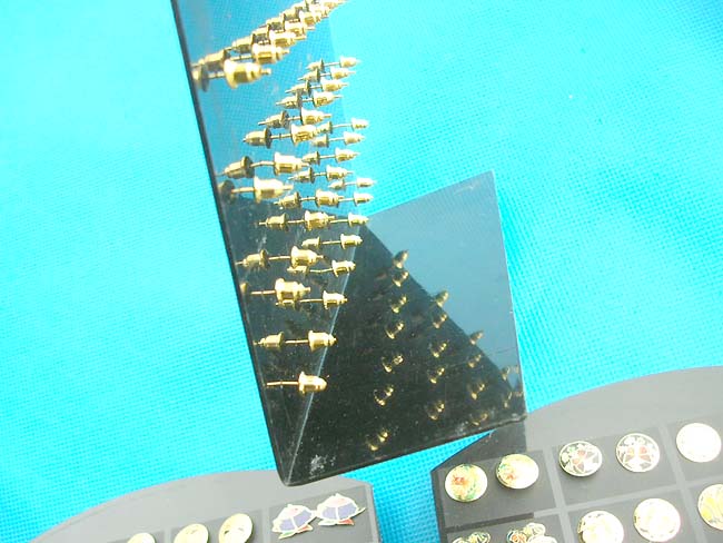 enamel-studs-earrings-2b