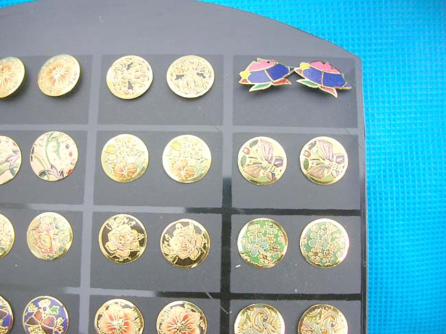 enamel-studs-earrings-2e