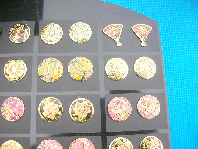 enamel-studs-earrings-2g