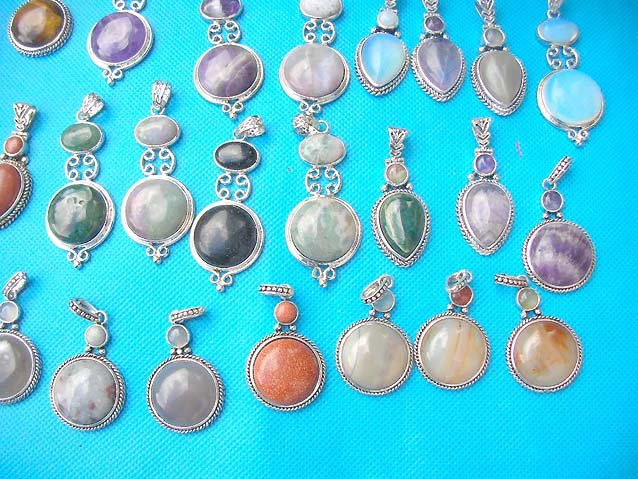 genuine-gemstone-pendants-mix-1i