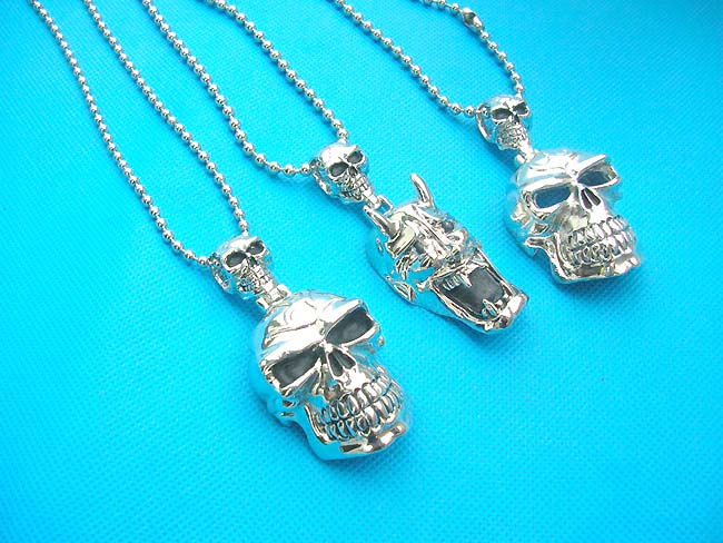 gothic-necklaces-1