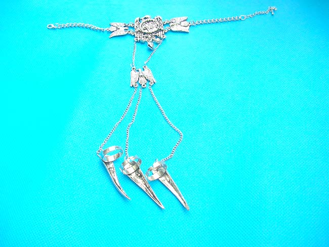 gothic-slave-bracelet-1a