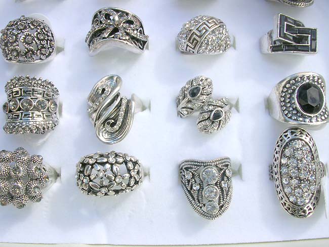 ring-jewelry-15b