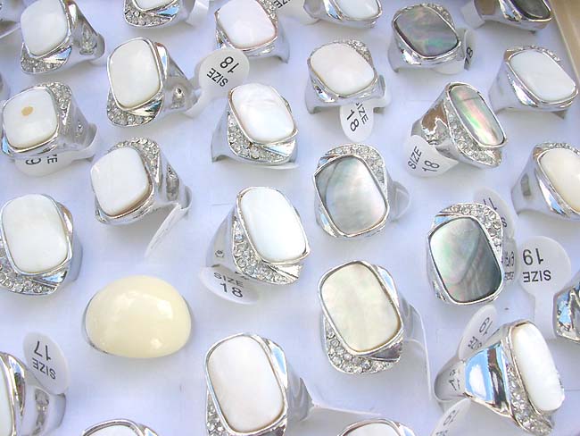 ring-jewelry-18b