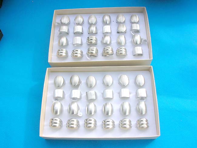 stainless-steel-ring16
