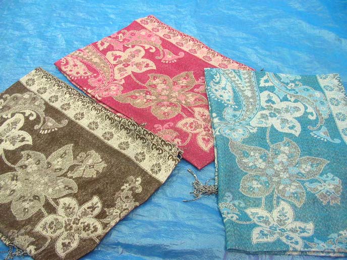 pashmina-shawl-700c-goldthread