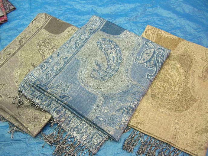 pashmina-shawl-705c-goldthread