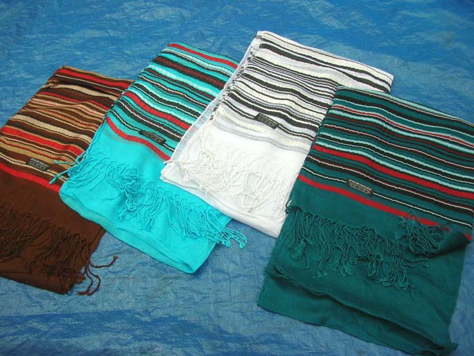 pashmina-thin-01b-multiple-lines