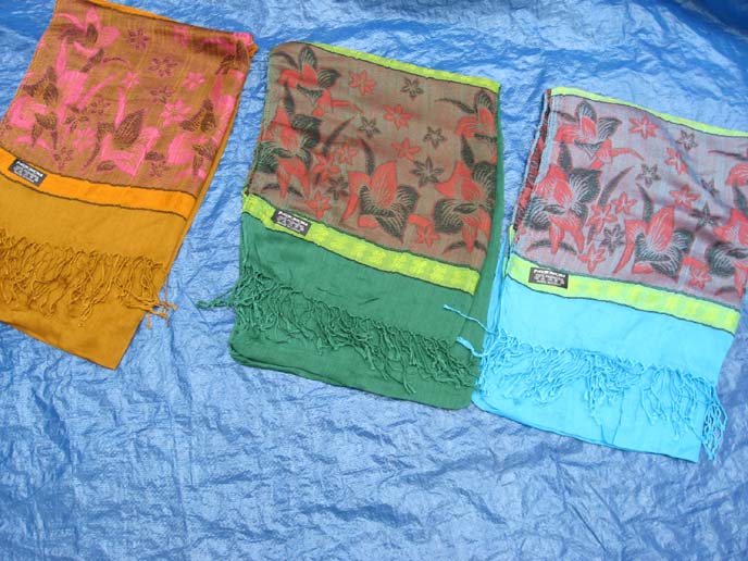 pashmina-thin-05b-large-flower-leaf
