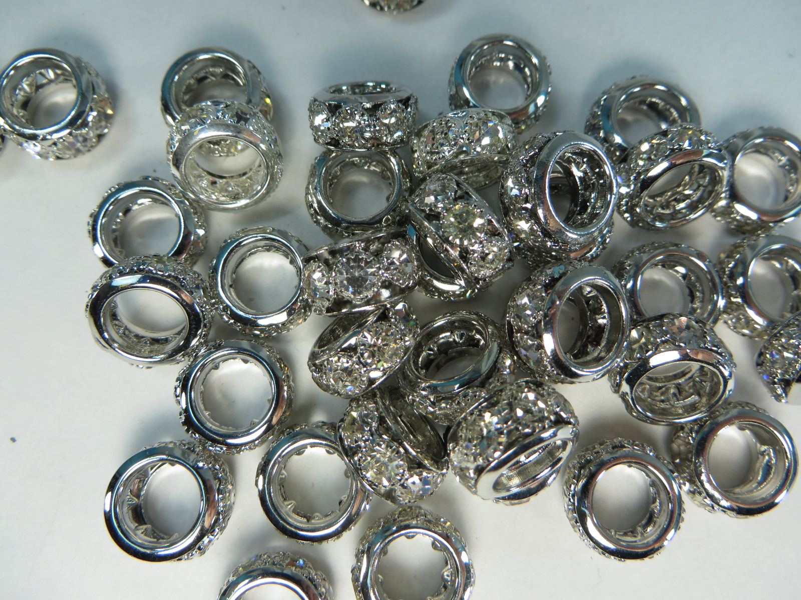 bead07lightyellowa