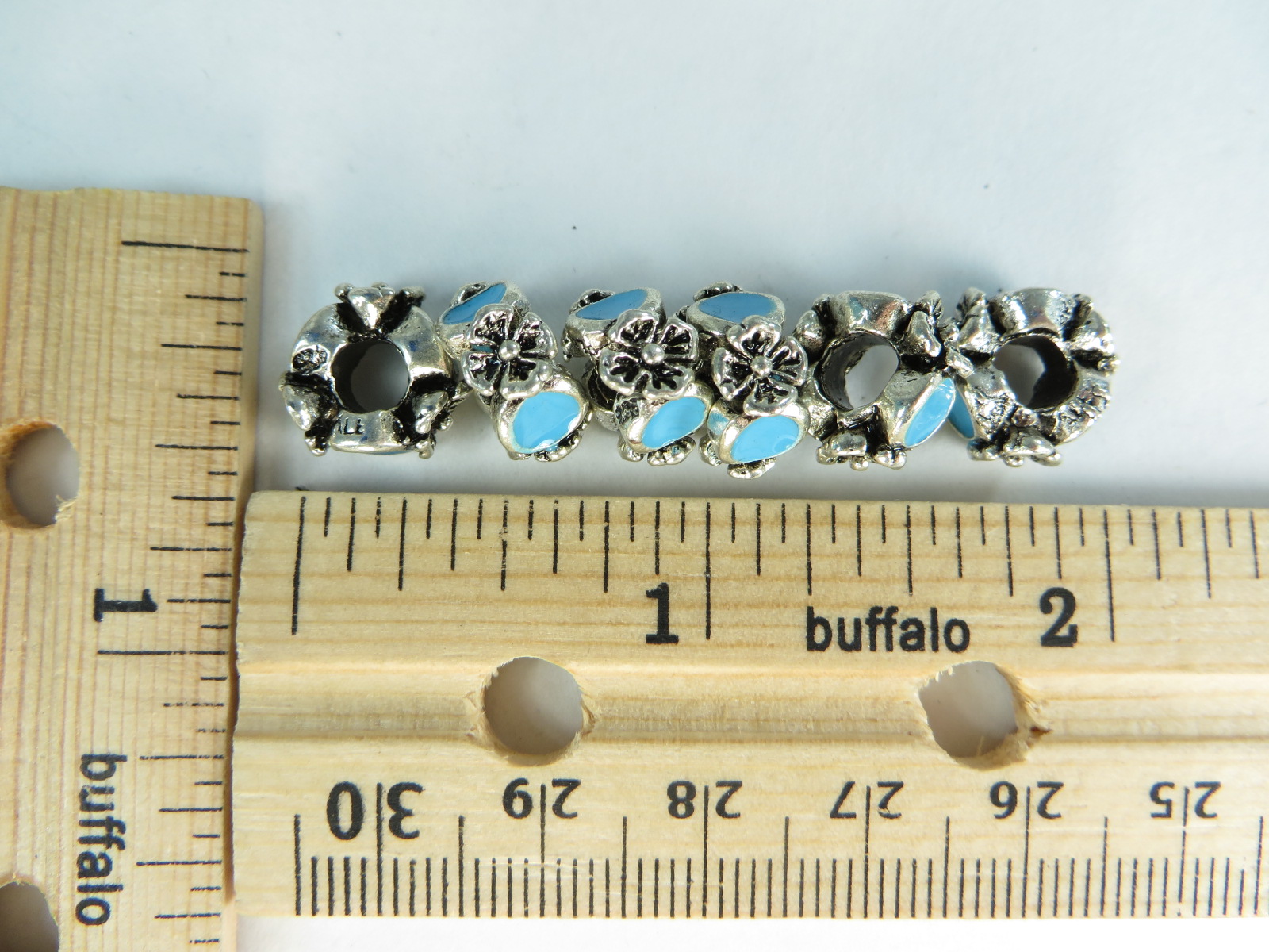 bead15blueenamelh