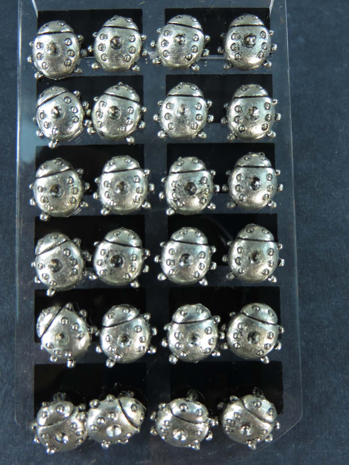 earring70-25a