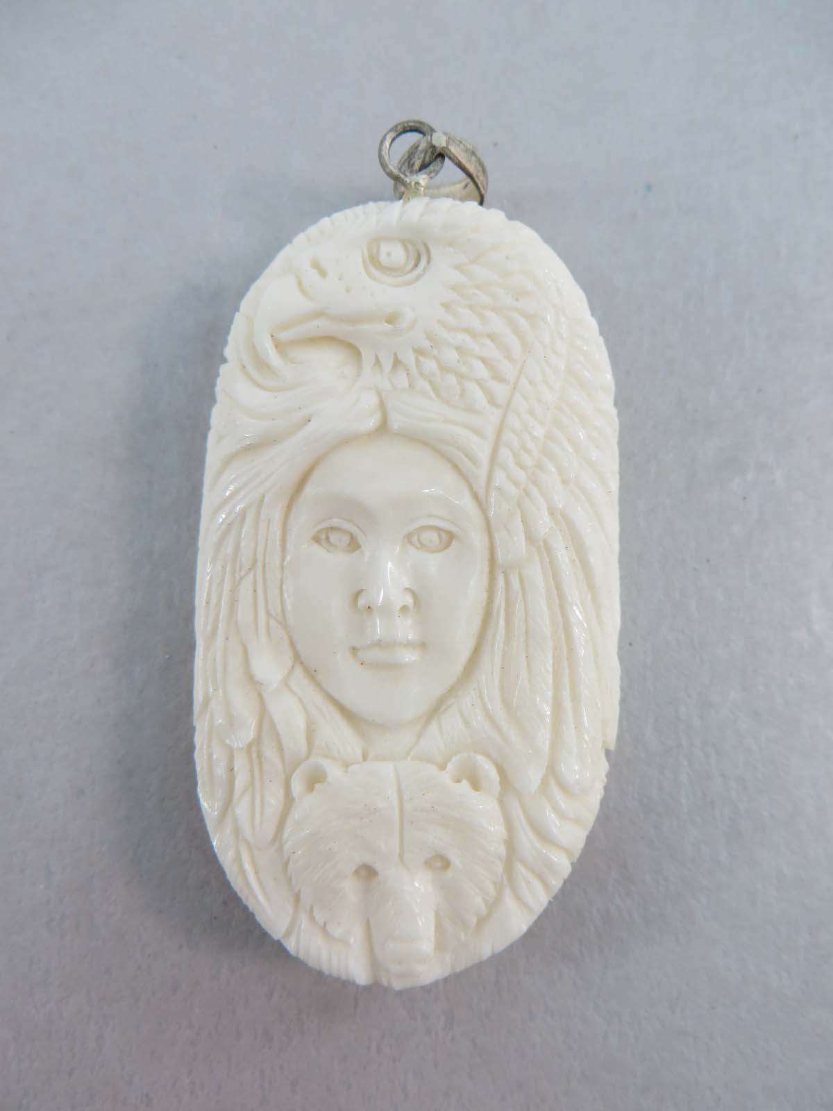 pendant01a