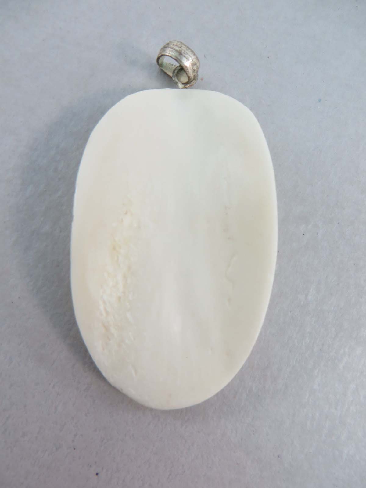 pendant01b