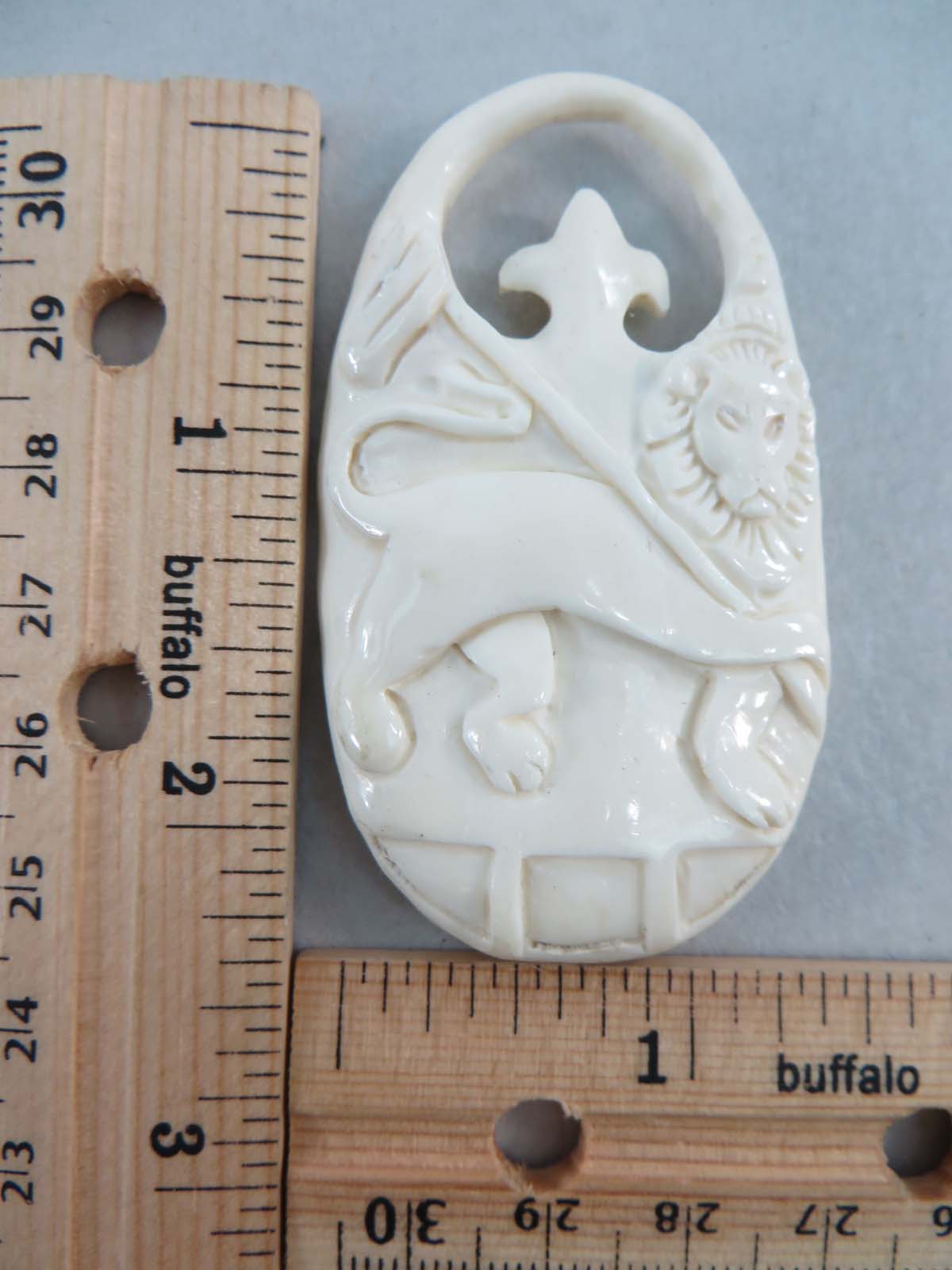 pendant02b
