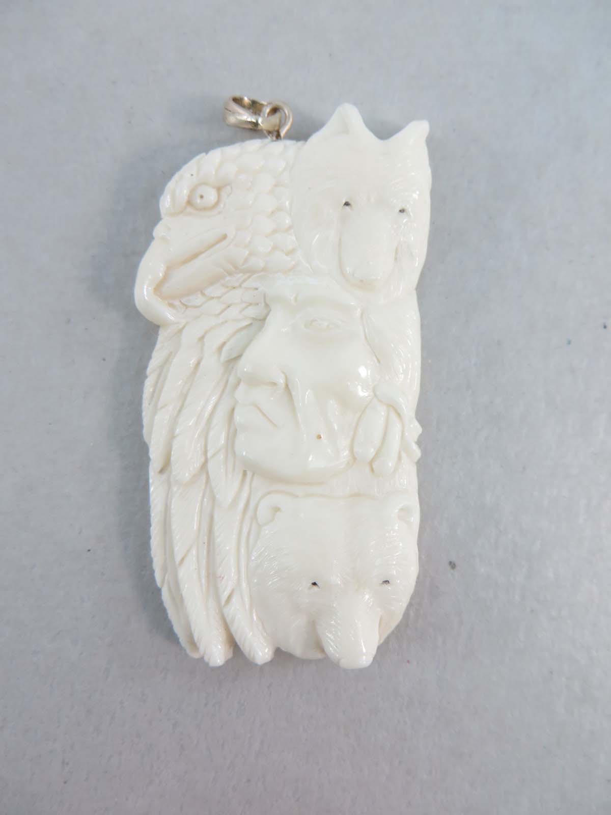 pendant04a