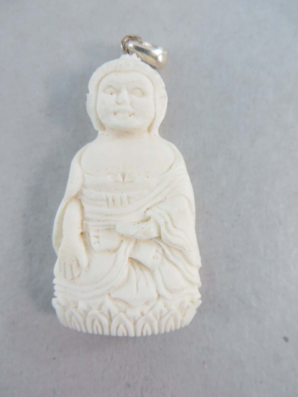 pendant07a