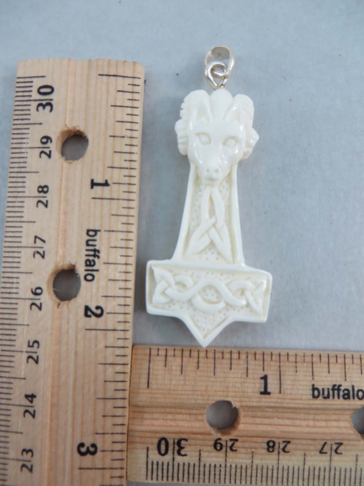 pendant08c
