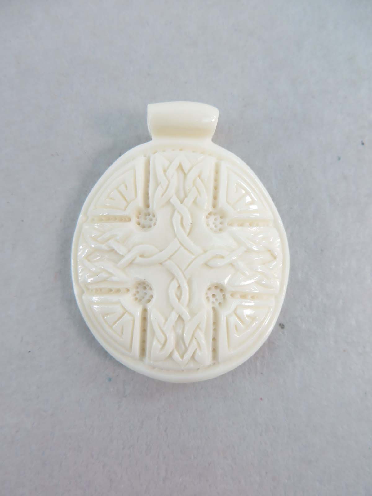 pendant09a