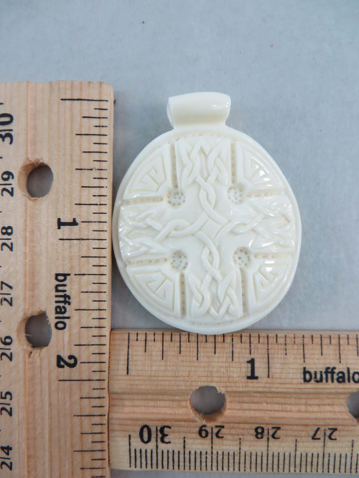 pendant09c