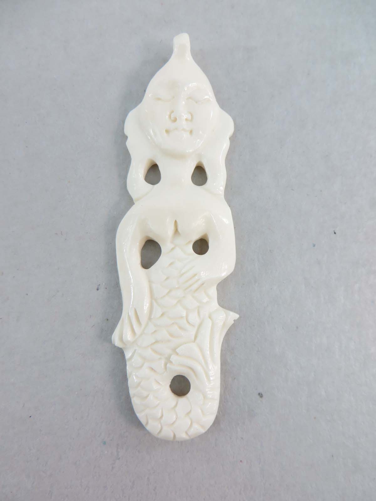 pendant12a