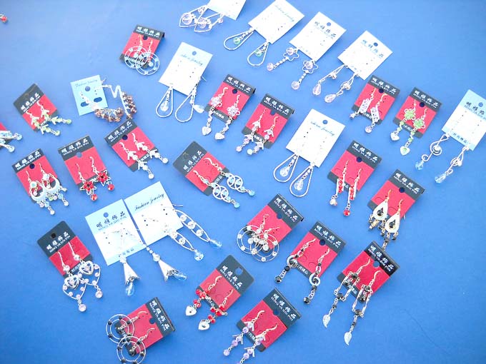 Assortment of cut faced rhinestone gift fish hook earring, Costume jewelry wholesale