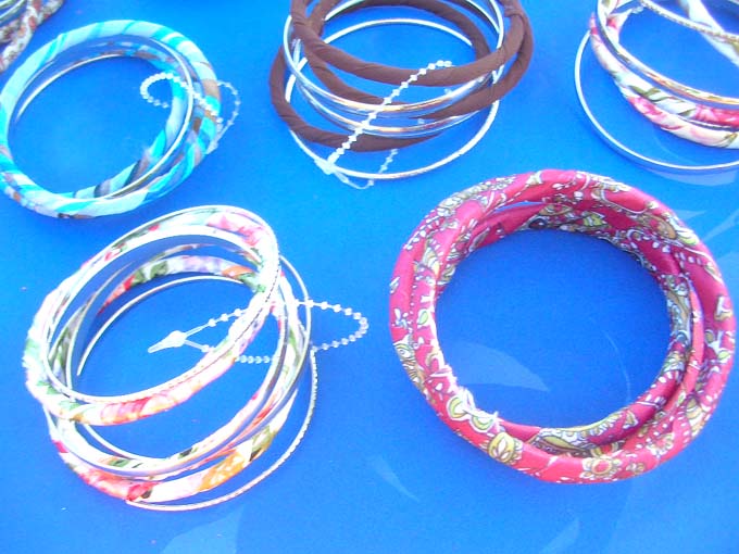 fabric-wrapped-bangle-bracelets-1b