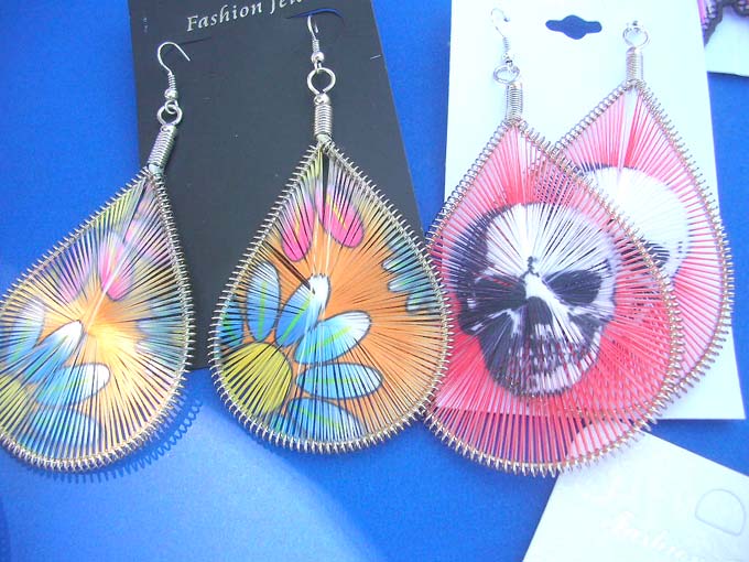 hand-crafted-thread-earrings-8v