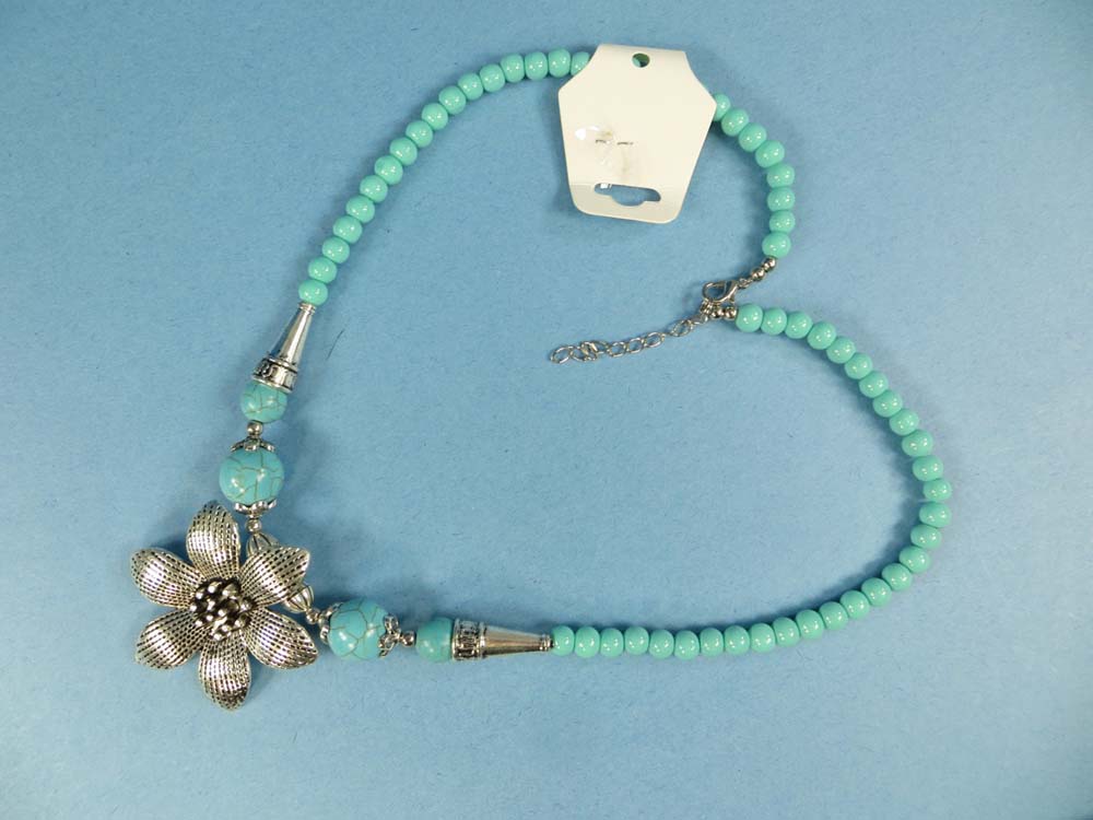 turquoise-necklace-94d