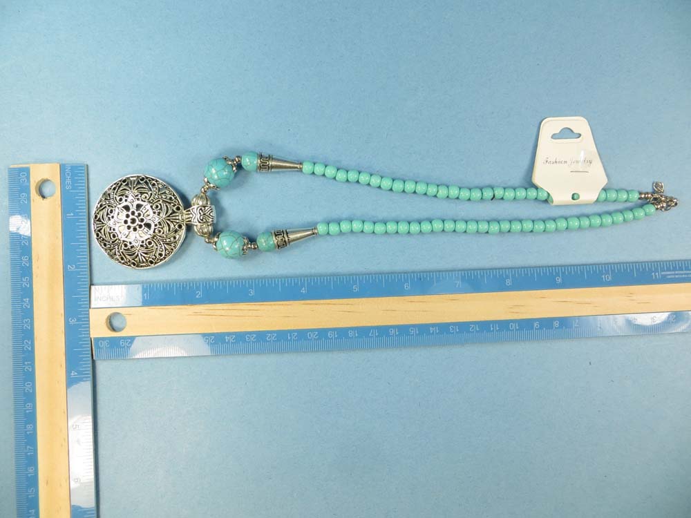 turquoise-necklace-94m