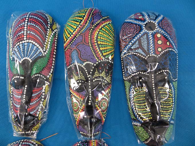 thousand-dots-mask-3c