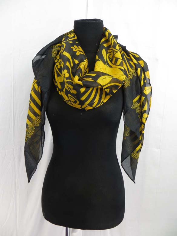 light-shawl-sarong-104e