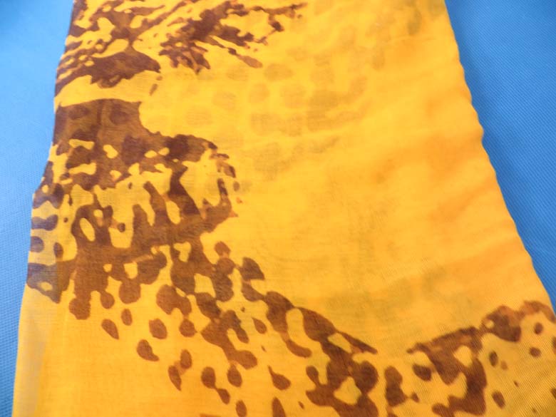 light-shawl-sarong-151b