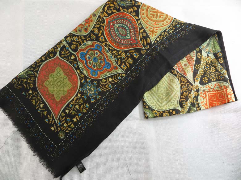 light-shawl-sarong-98b