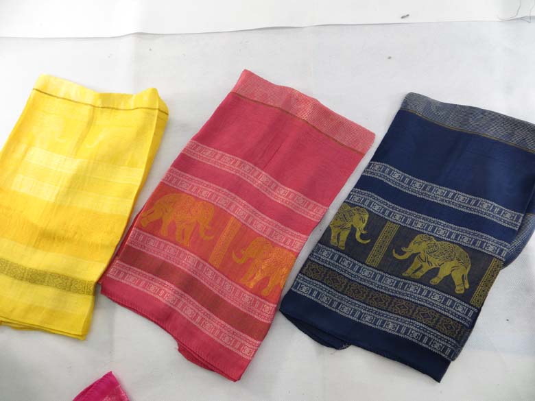 semi-sheer-fashion-scarves-143a