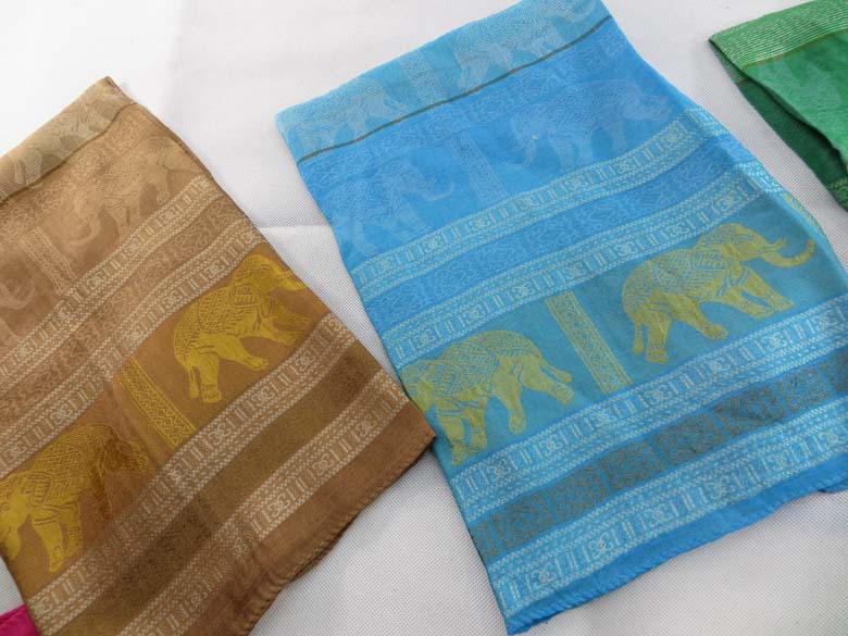 semi-sheer-fashion-scarves-143f