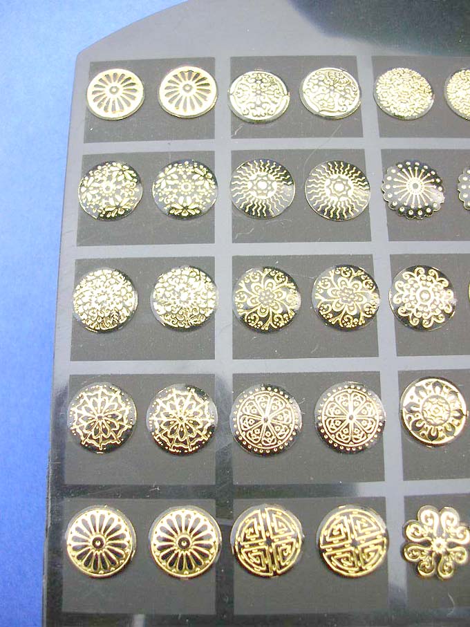 enamel-studs-earrings-8b