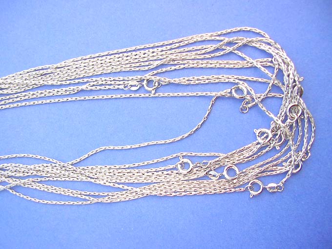 silver-plated-chain-necklace-3
