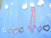 beaded-pendant-necklaces-1a