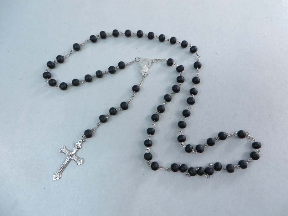 rosarynecklace1-2a