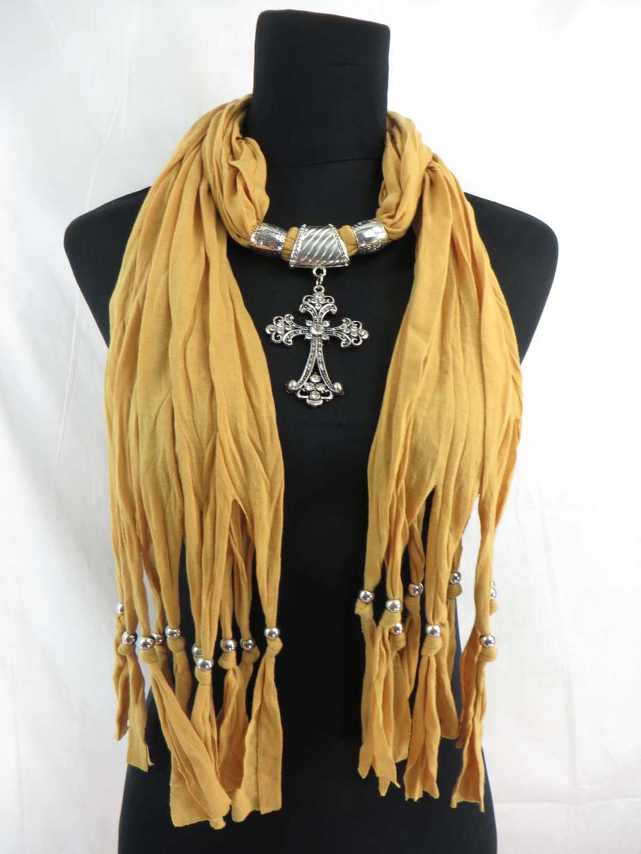 jewelryscarf02m052