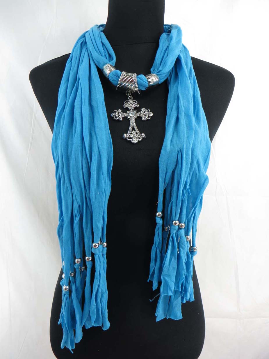 jewelryscarf02m057