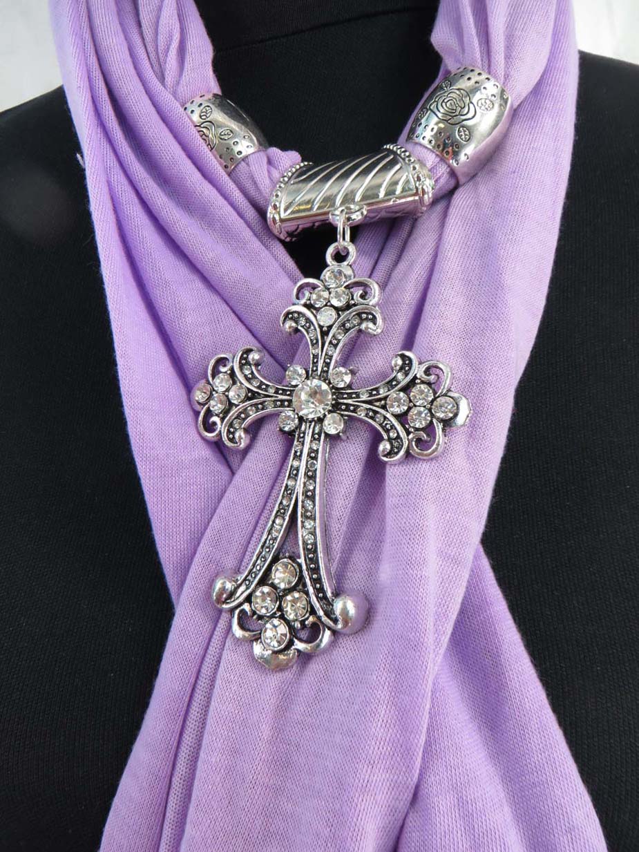jewelryscarf02m065